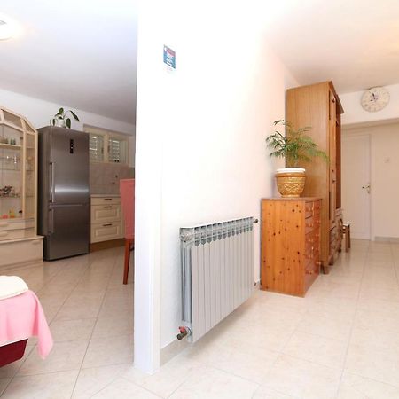 Apartment Marko Макарска Екстериор снимка