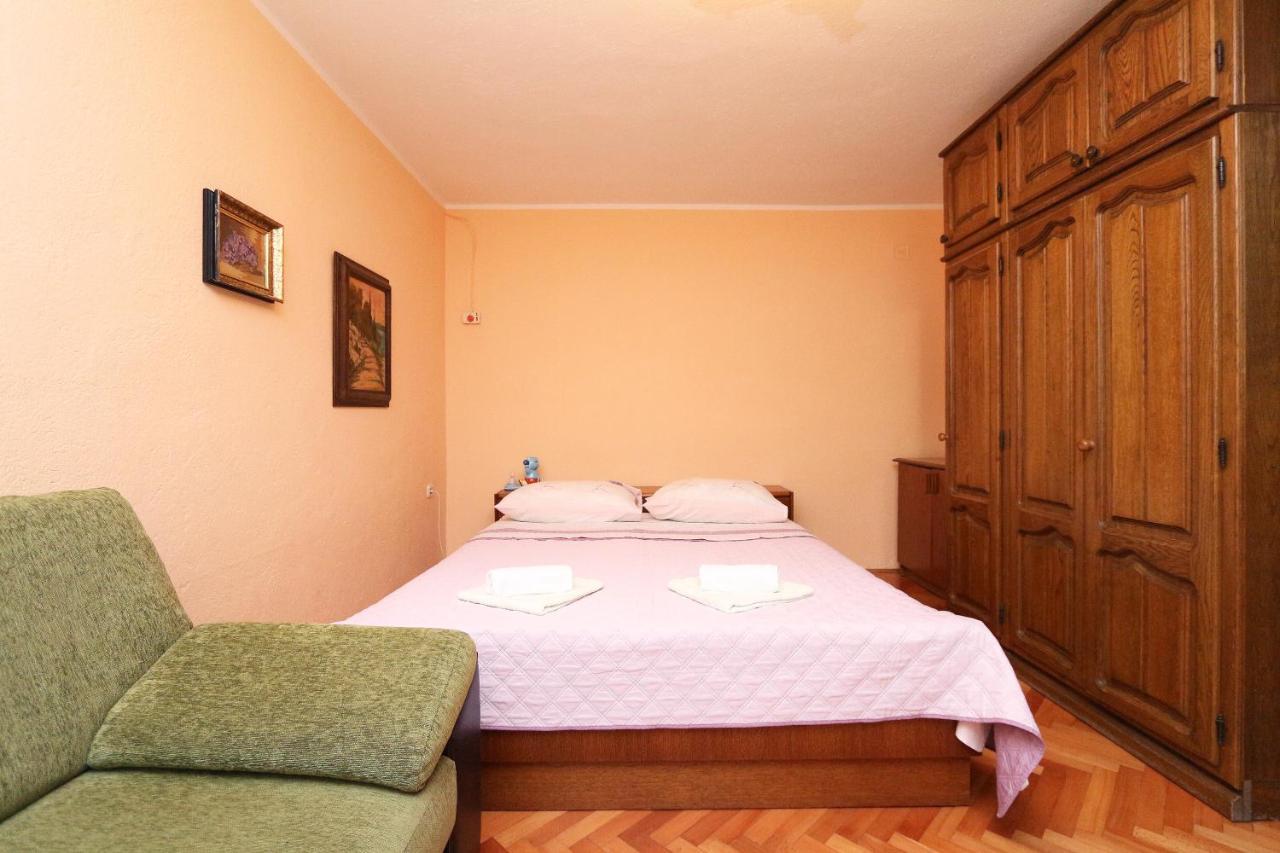 Apartment Marko Макарска Екстериор снимка